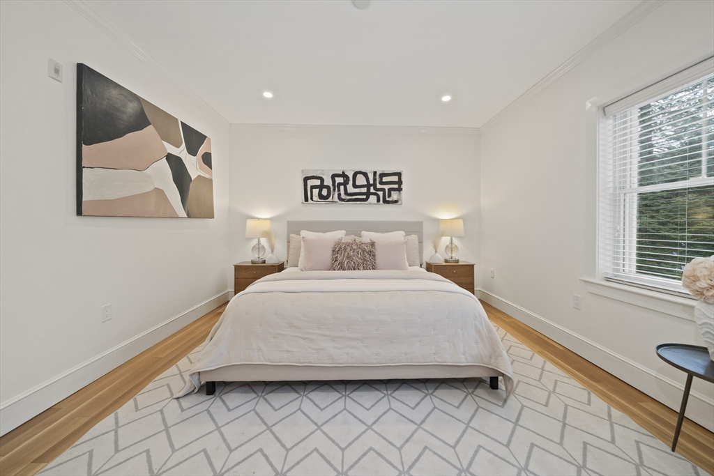 321 Hammond Pond Pkwy # 105