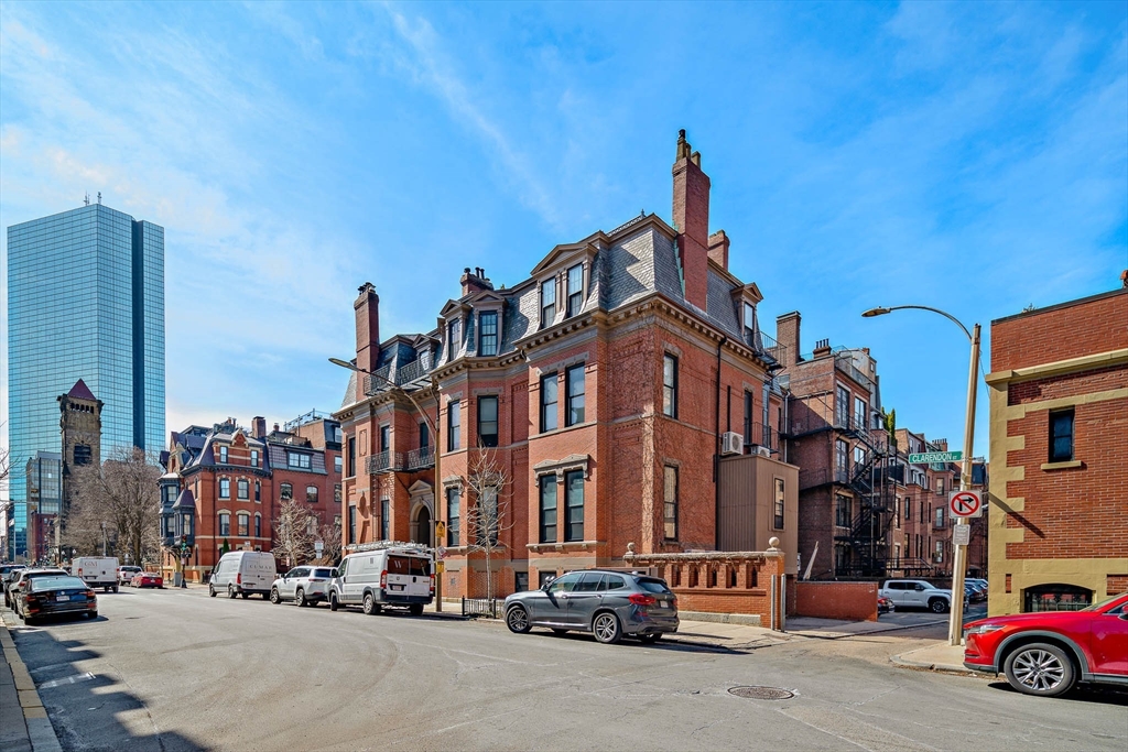 274 Clarendon # 10
