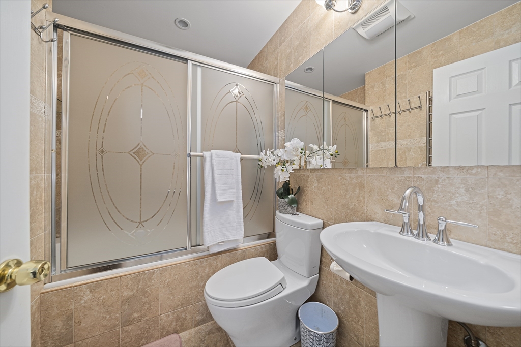 206 Lagrange Street # 206