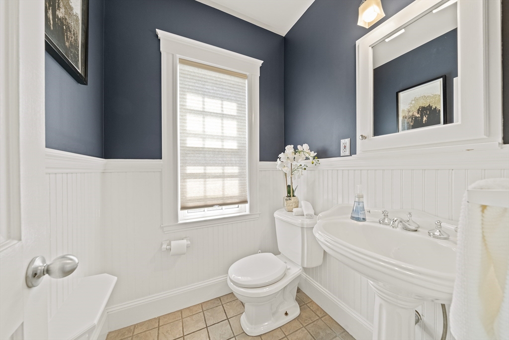 247 Stratford Street