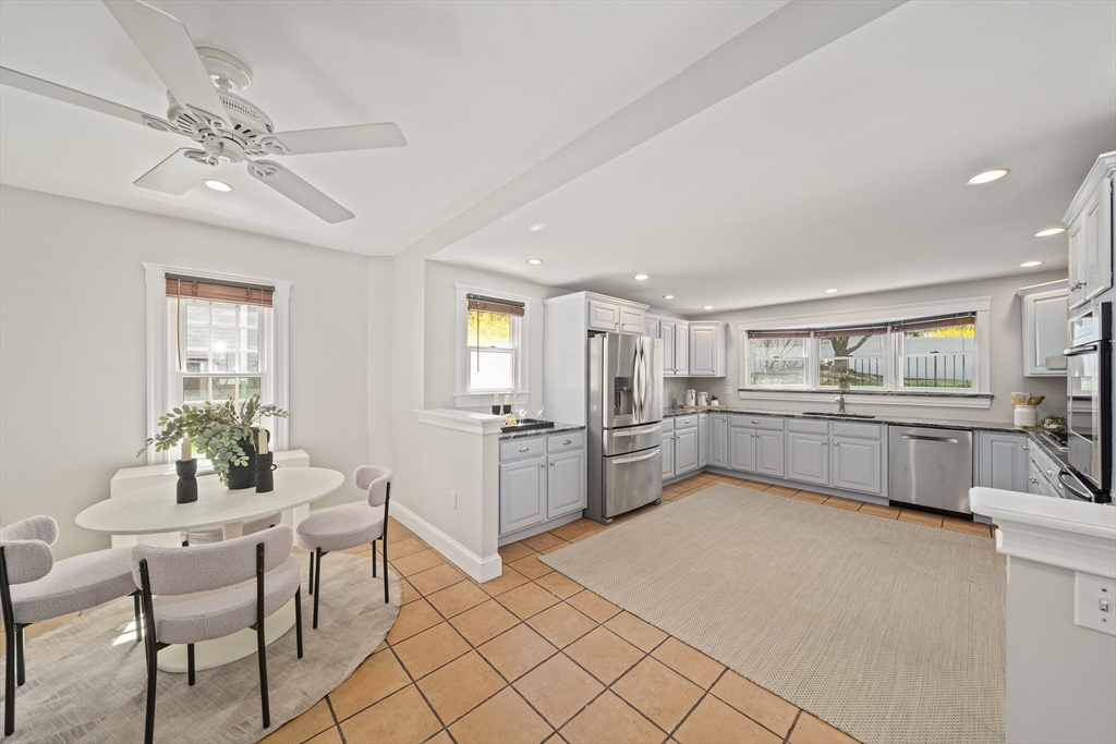 247 Stratford Street