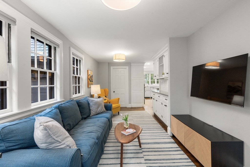 6 Risley Rd