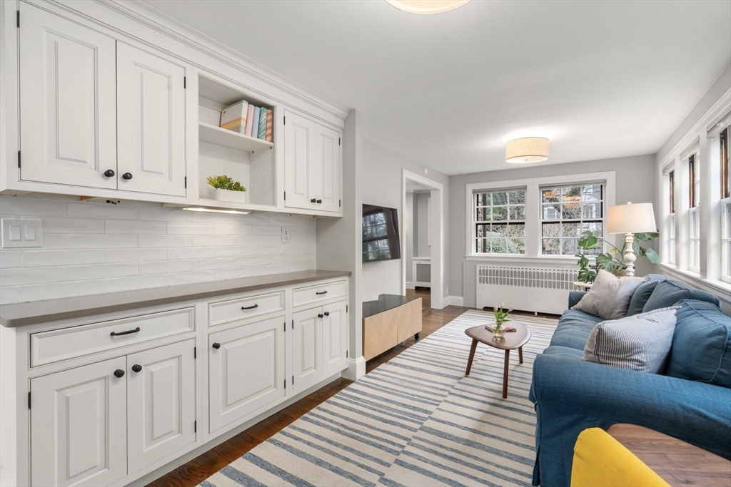 6 Risley Rd