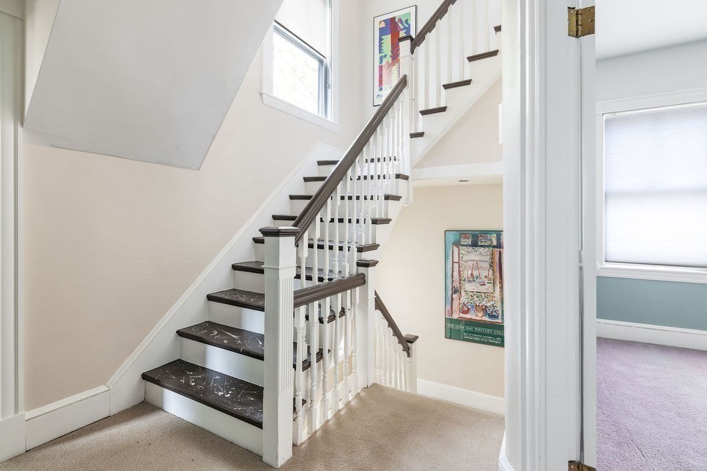 26 Circuit Ave