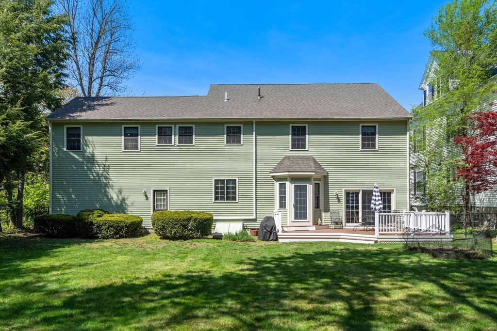 322 Cabot St