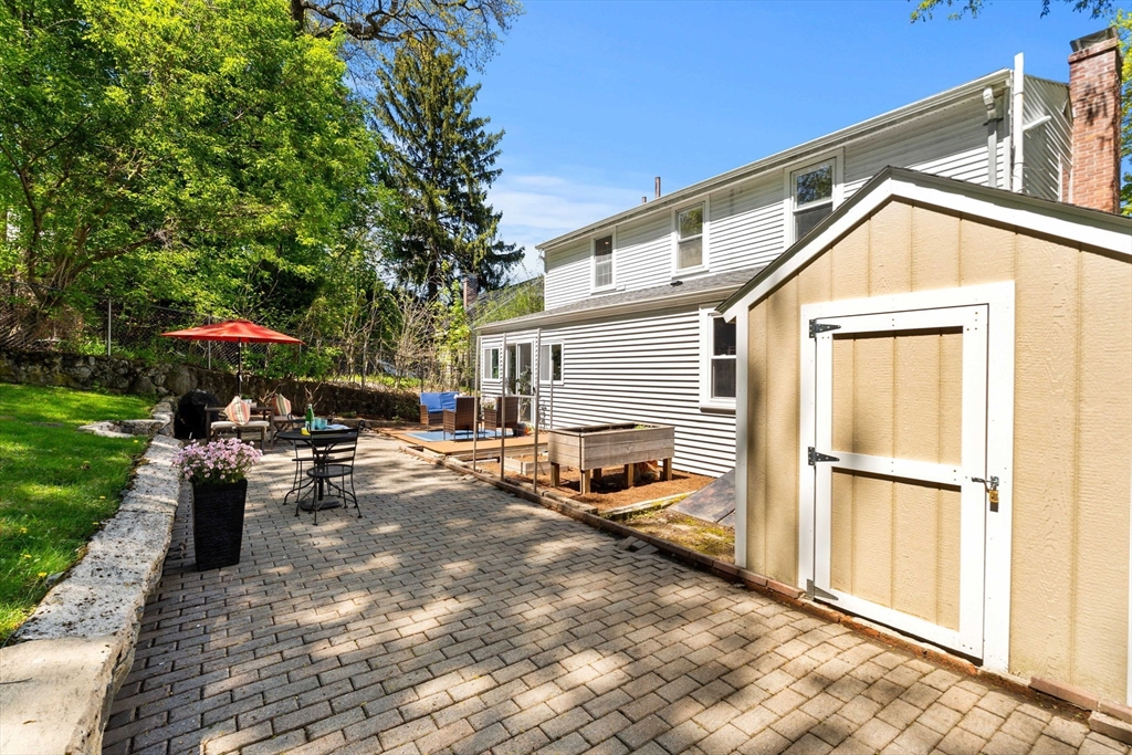 96 Paul Revere Rd