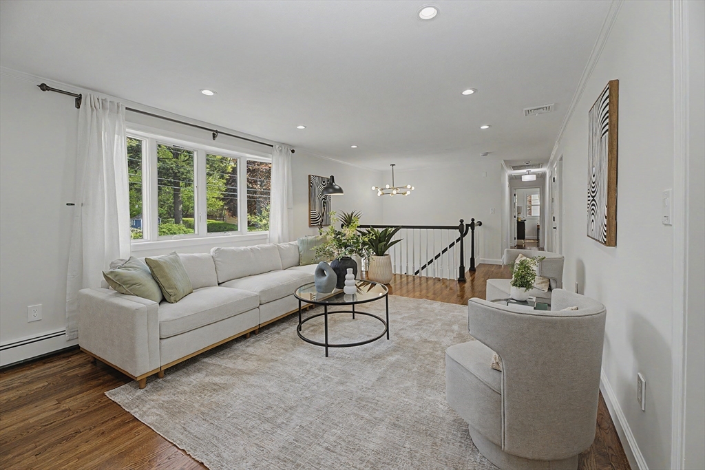 25 Cynthia Road