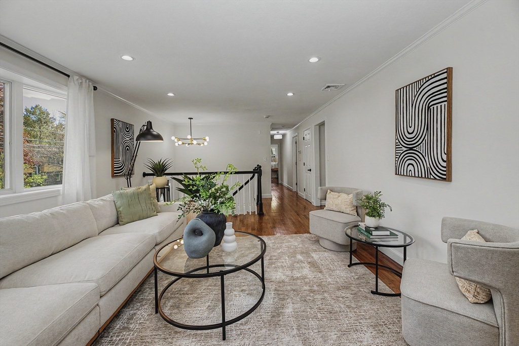 25 Cynthia Road