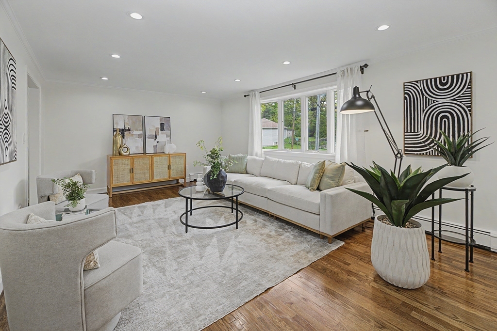 25 Cynthia Road