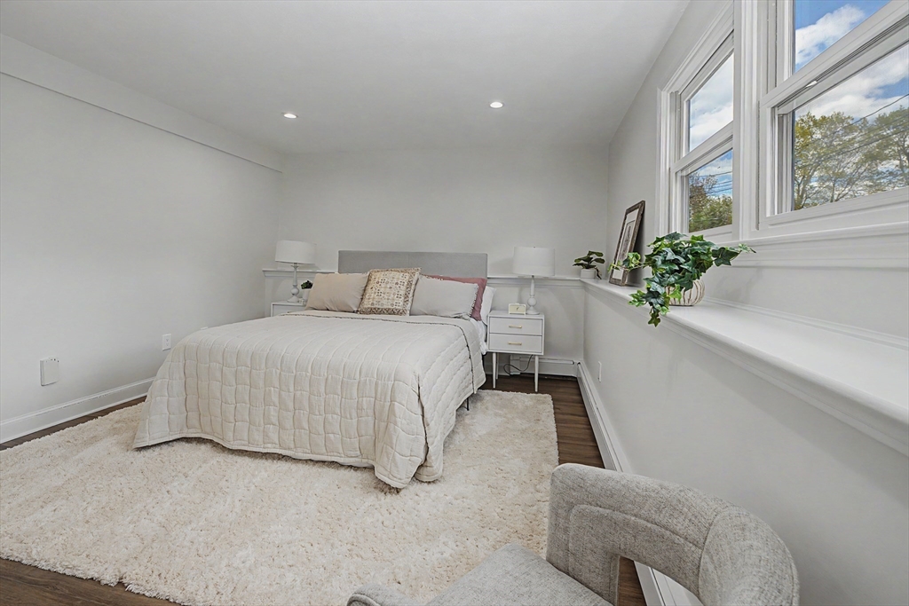 25 Cynthia Road
