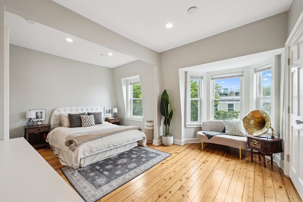173 H St # 2