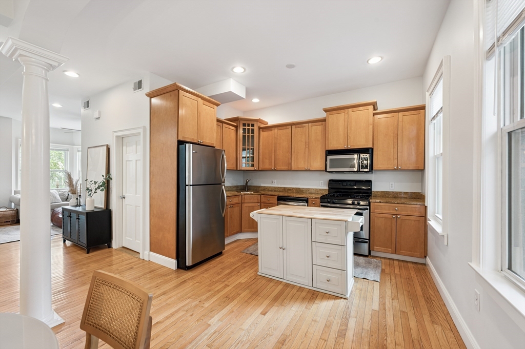 173 H St # 2