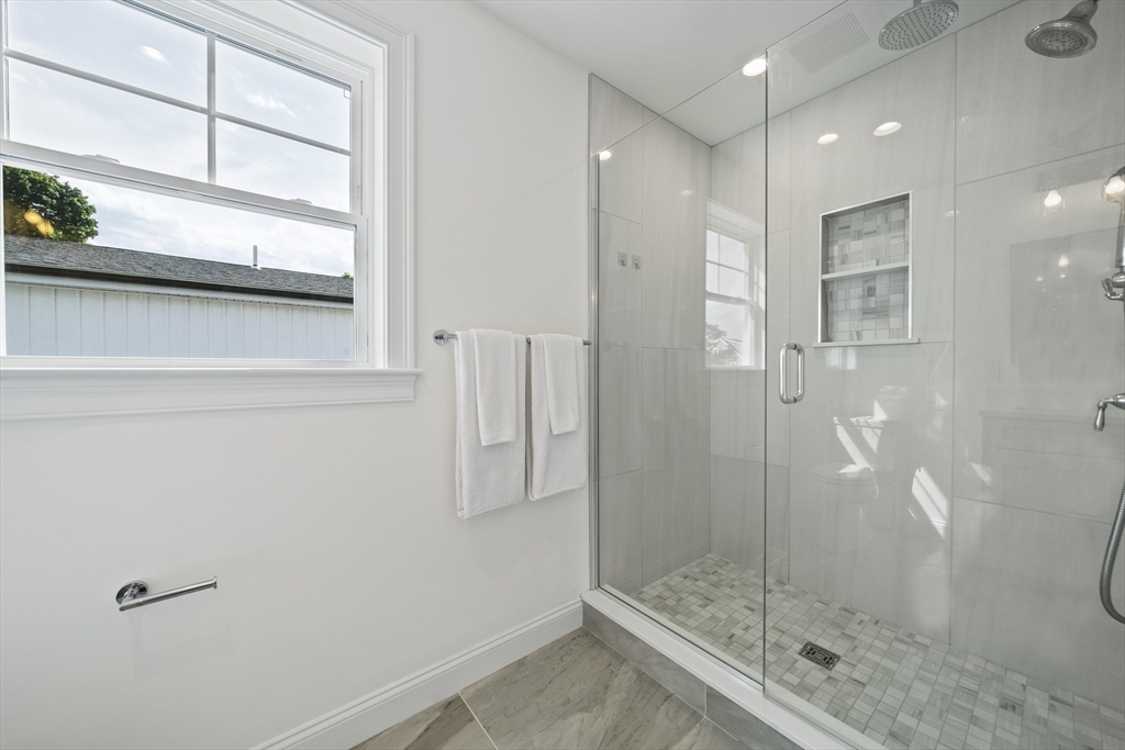 61 Gale Street # 1