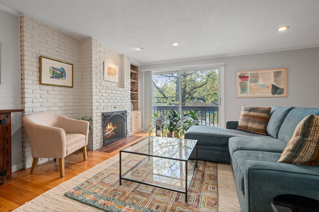 282 Mount Auburn # 282
