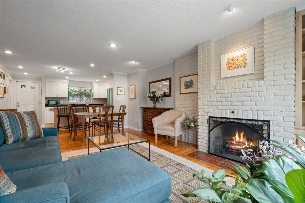 282 Mount Auburn # 282