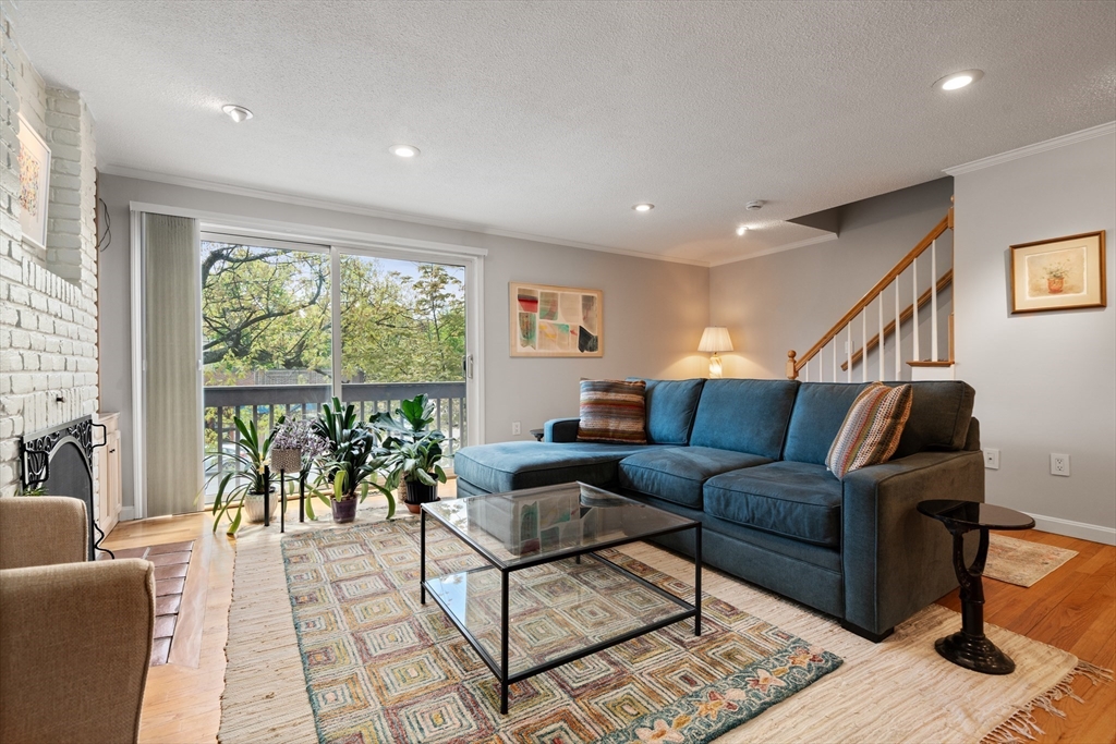 282 Mount Auburn # 282