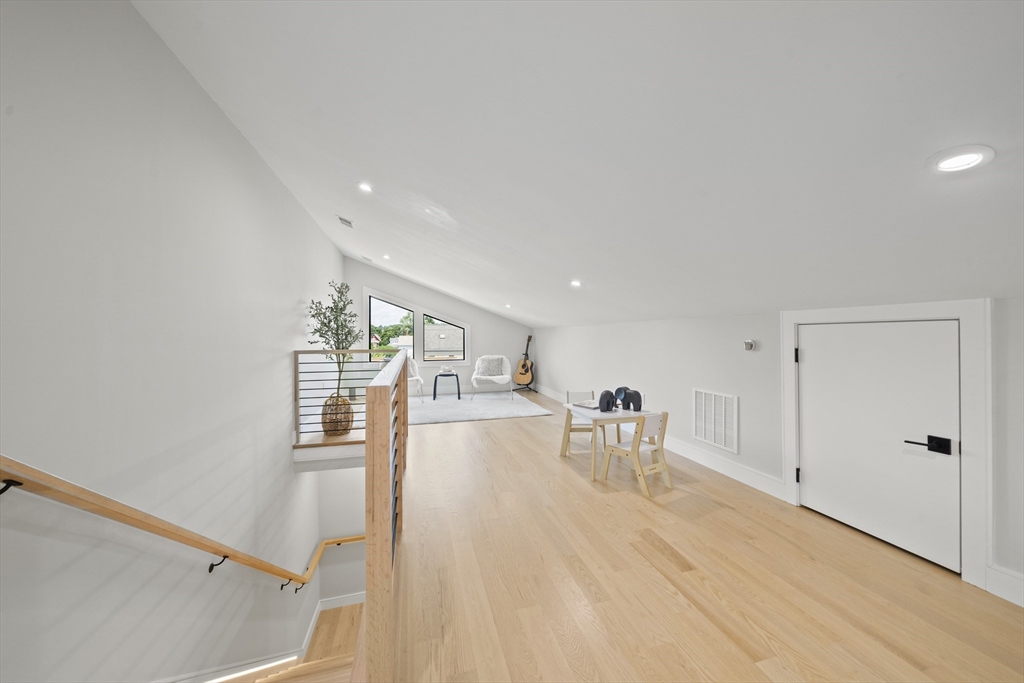 8 Gardner Street