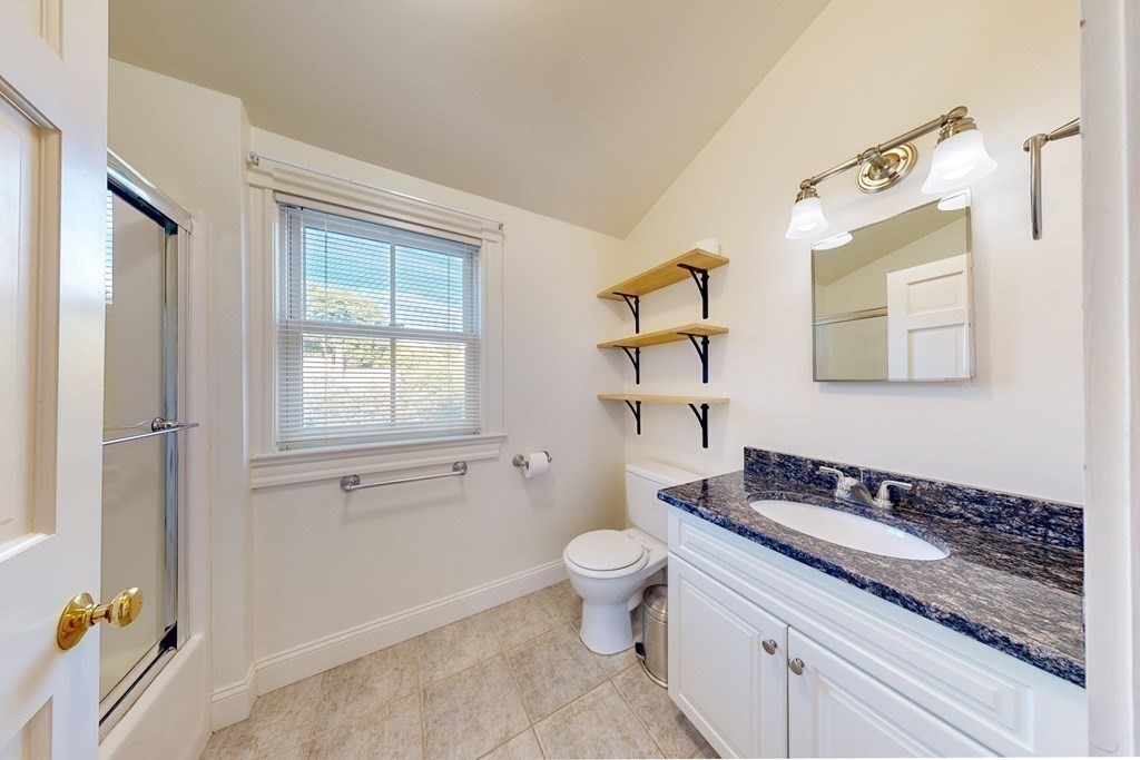 90 Highland Ave # 2
