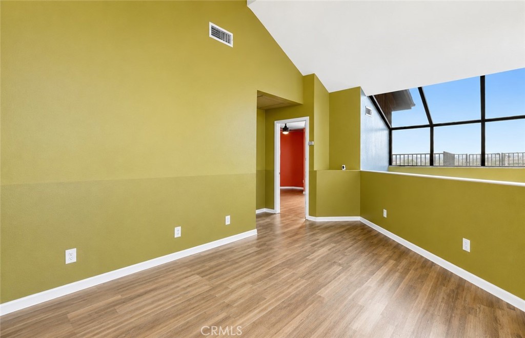 1145 Knoll Drive