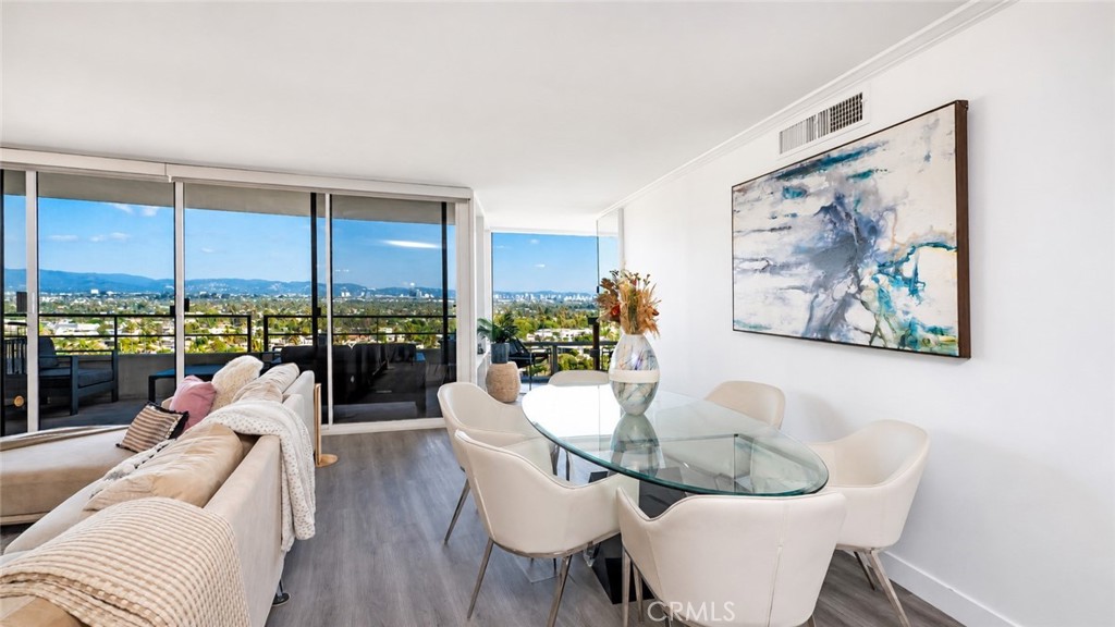 4265 Marina City Drive 811