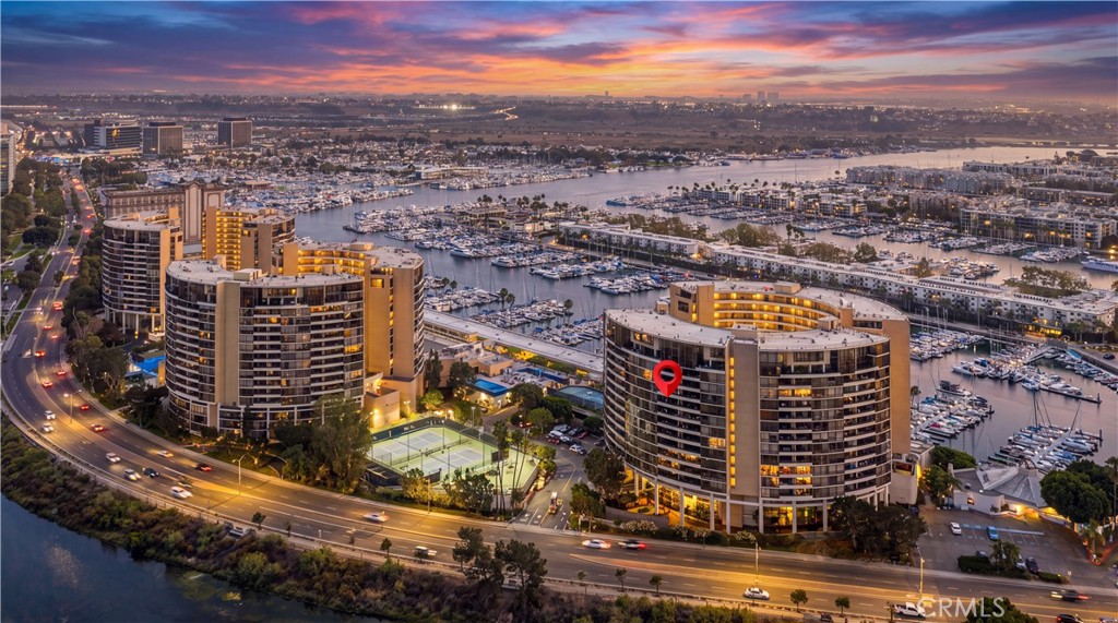 4265 Marina City Drive 811