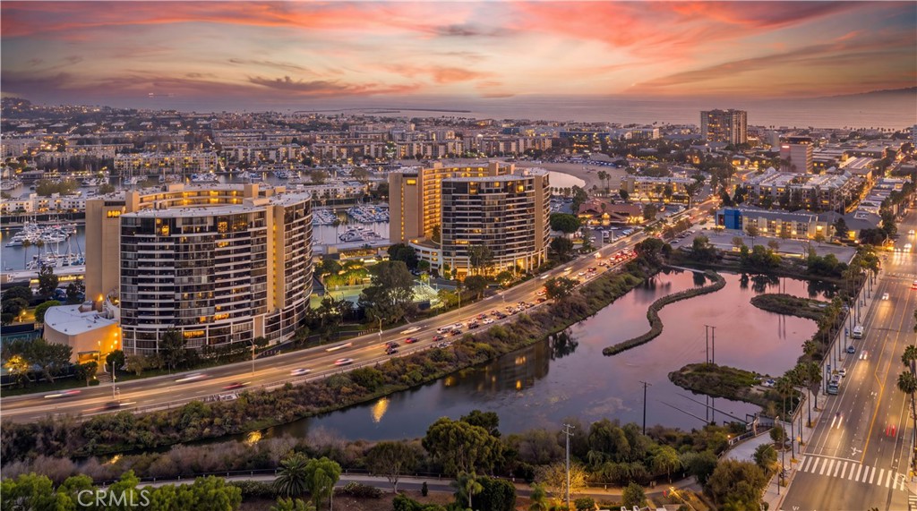 4265 Marina City Drive 811