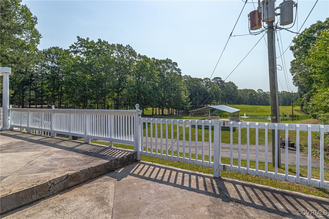 226 VILLAGE GREEN