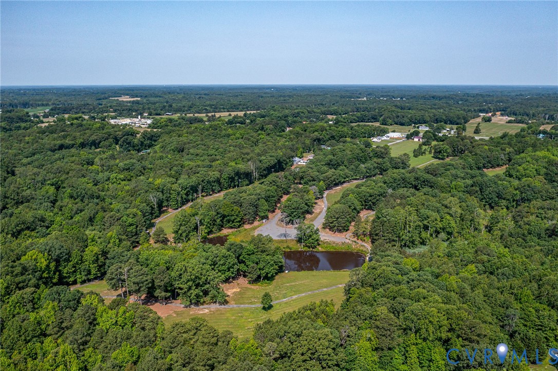225 VILLIAGE GREEN