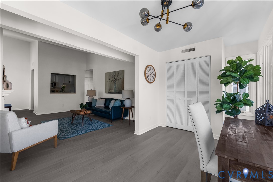 4601 Four Seasons Ter Unit#F