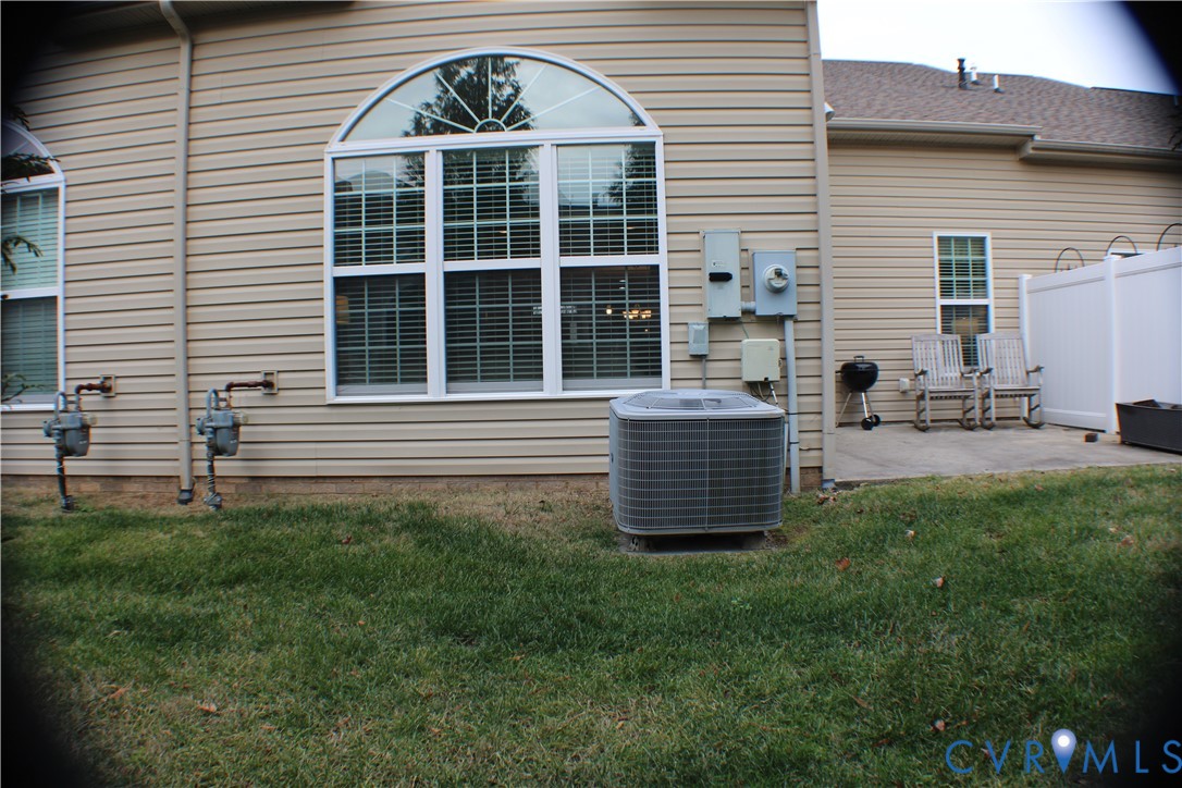 3505 Coles Point Way