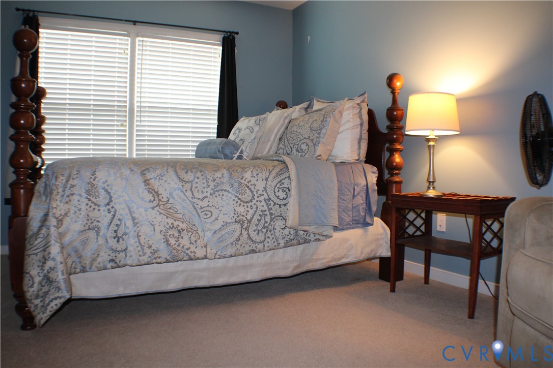 3505 Coles Point Way