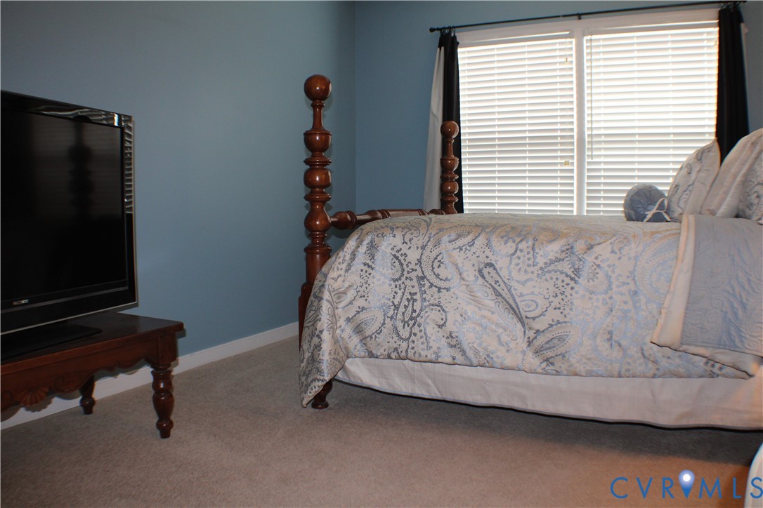 3505 Coles Point Way