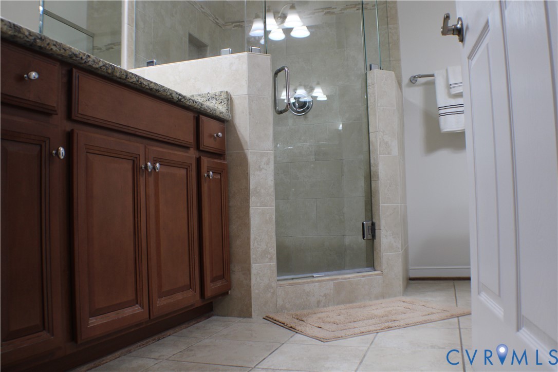 3505 Coles Point Way