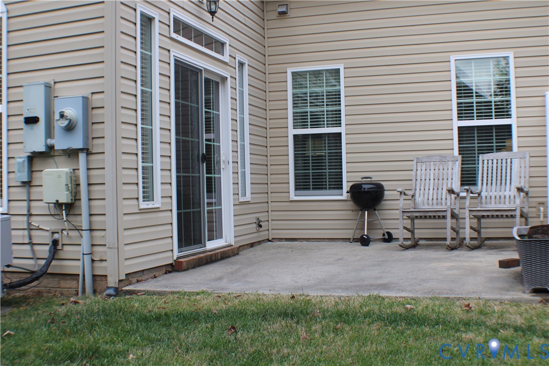 3505 Coles Point Way