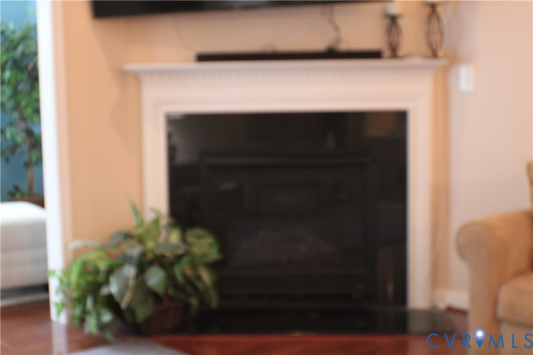 3505 Coles Point Way