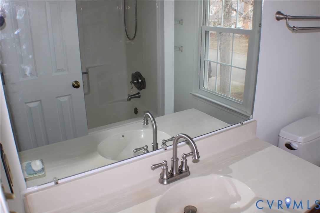 5121 Reids Pointe Rd