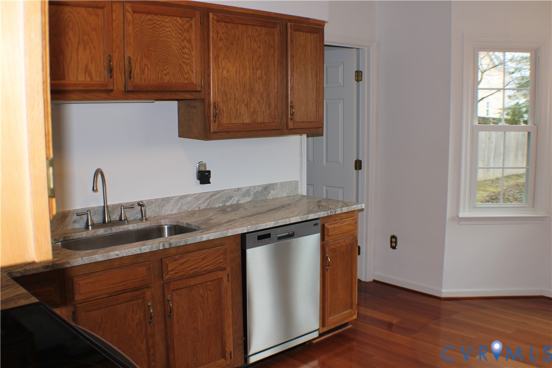 5121 Reids Pointe Rd