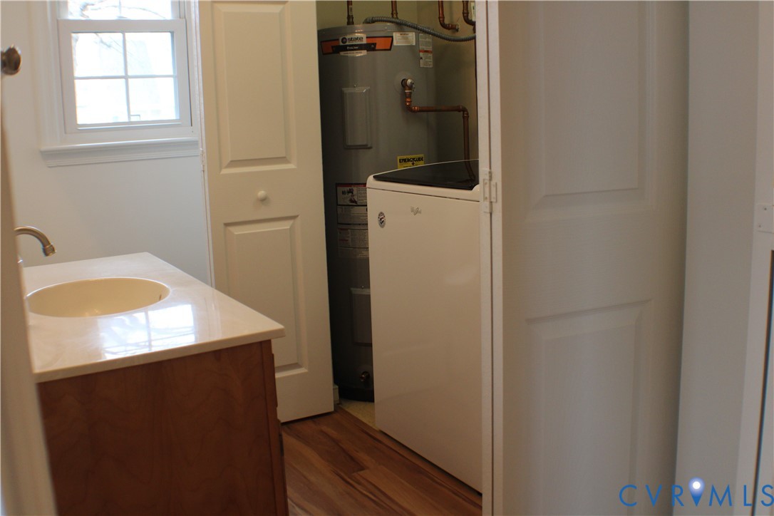 5121 Reids Pointe Rd