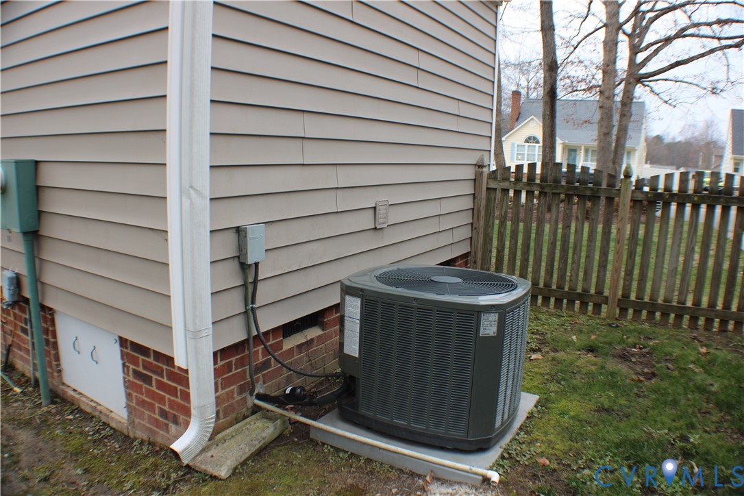 5121 Reids Pointe Rd