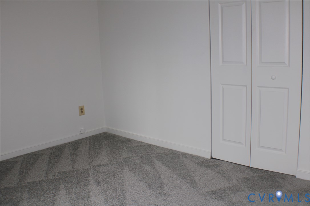 5121 Reids Pointe Rd