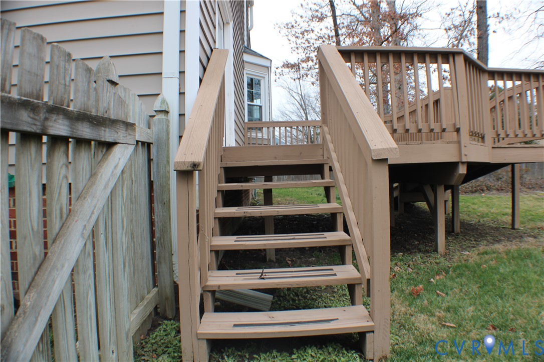 5121 Reids Pointe Rd