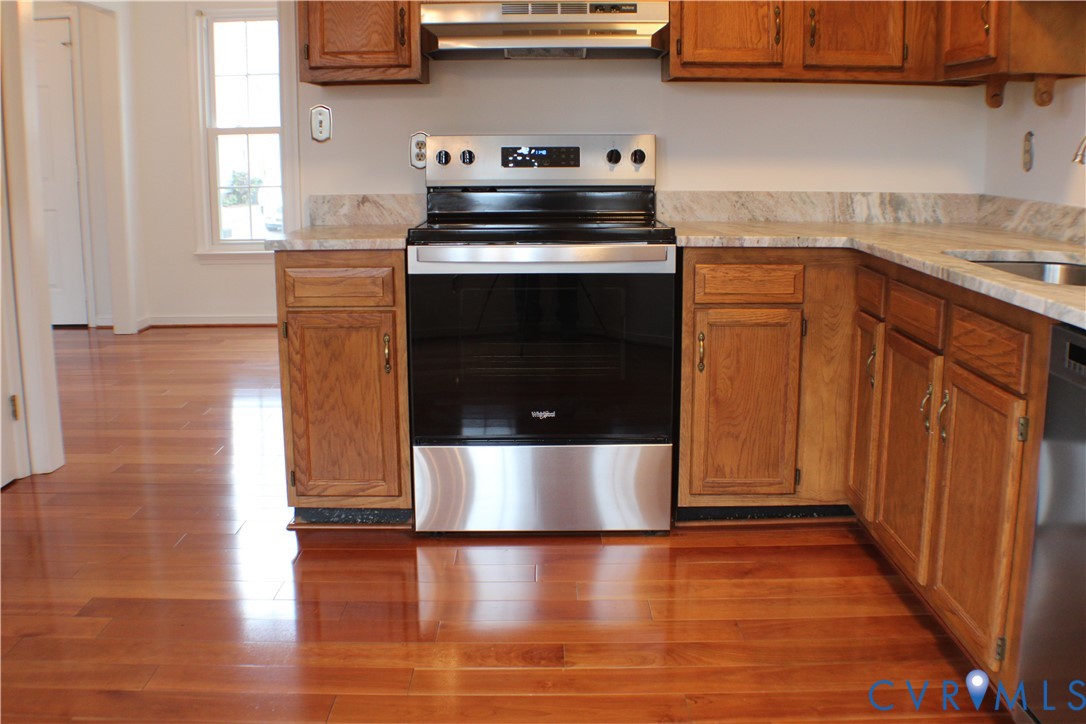 5121 Reids Pointe Rd