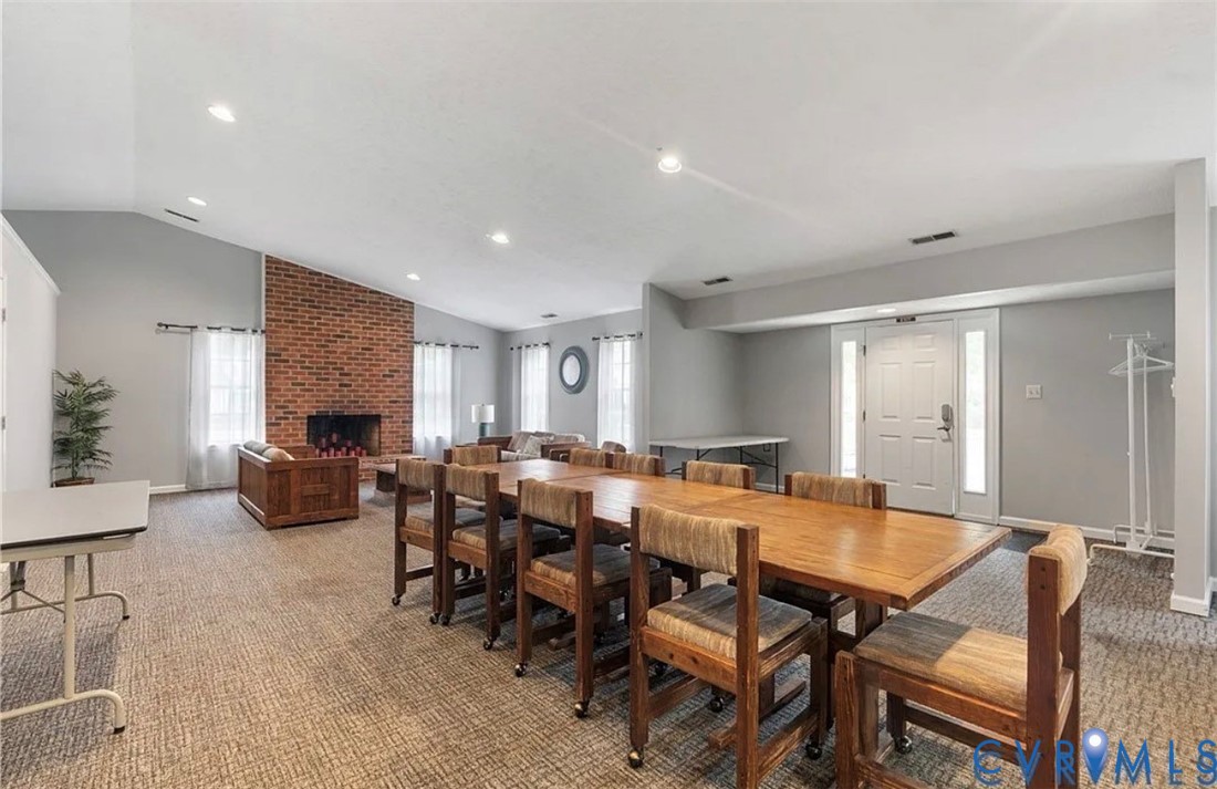 119 Arlington Sq
