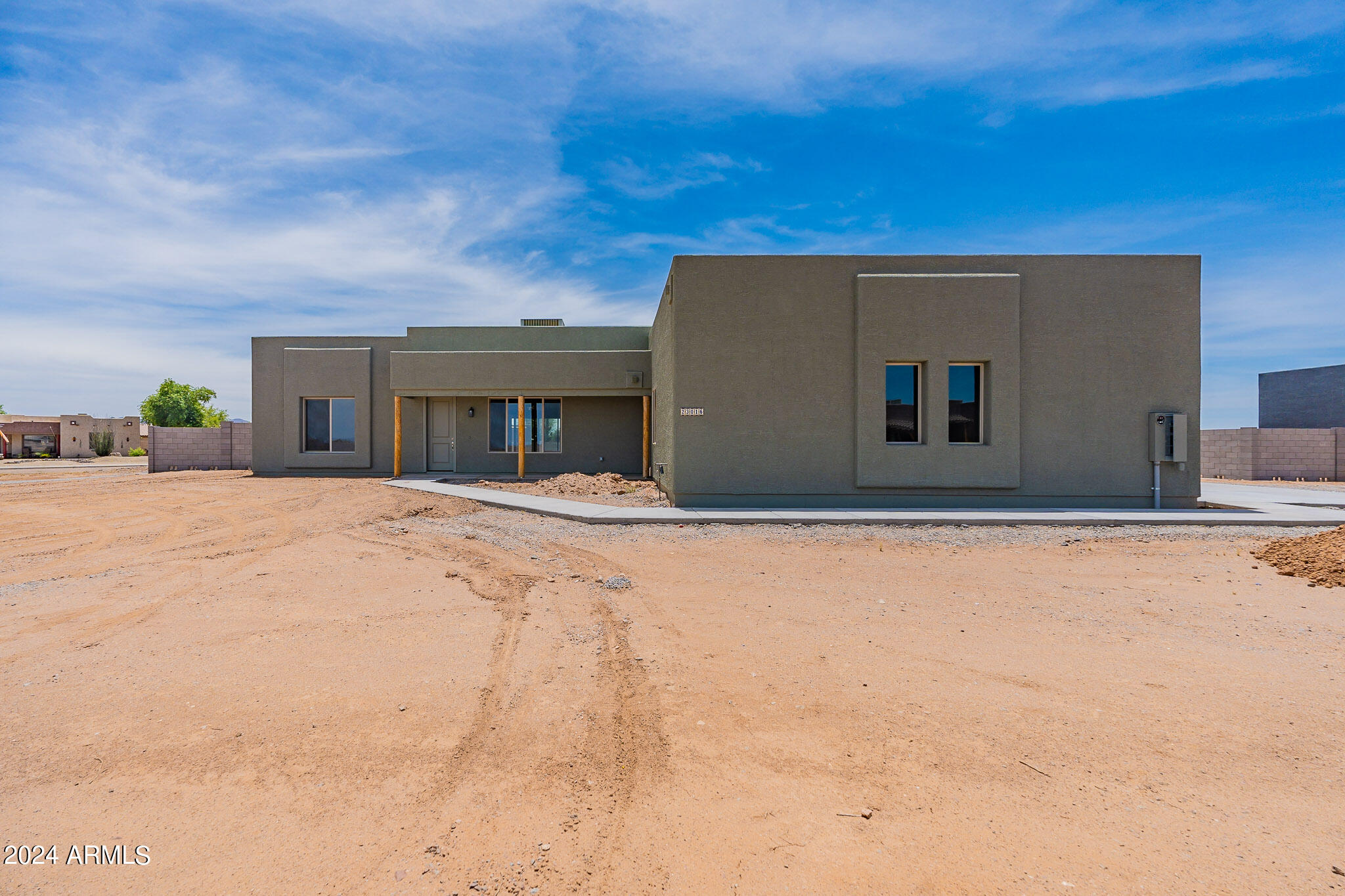 23016 W PEAKVIEW Road