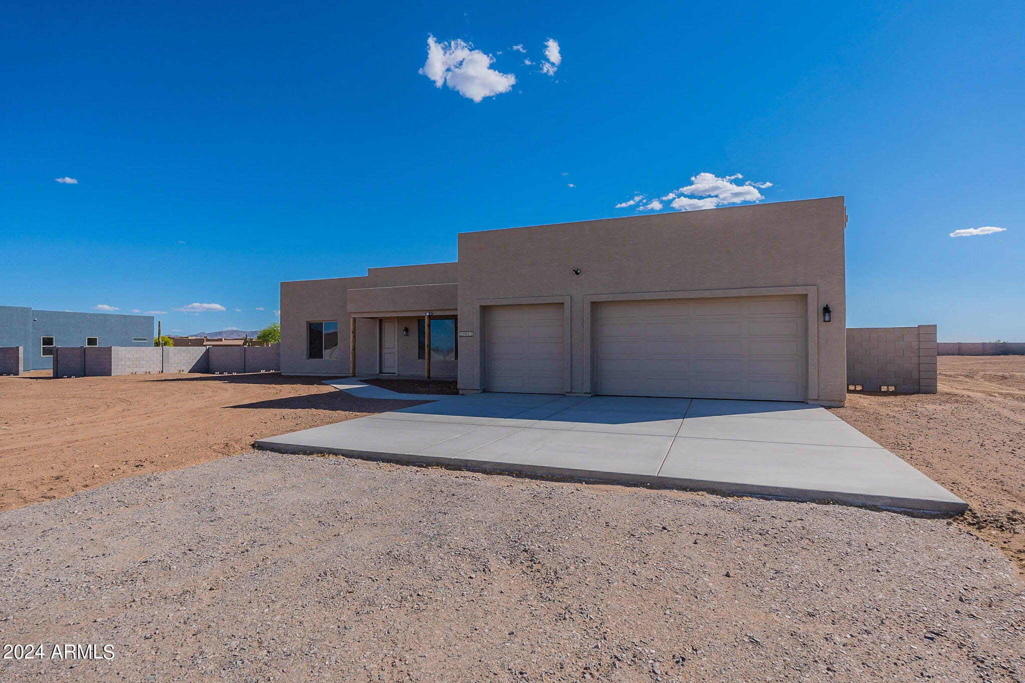 23012 W PEAKVIEW Road
