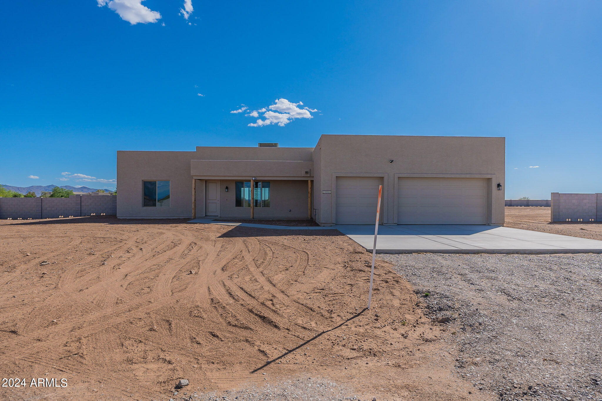 23012 W PEAKVIEW Road