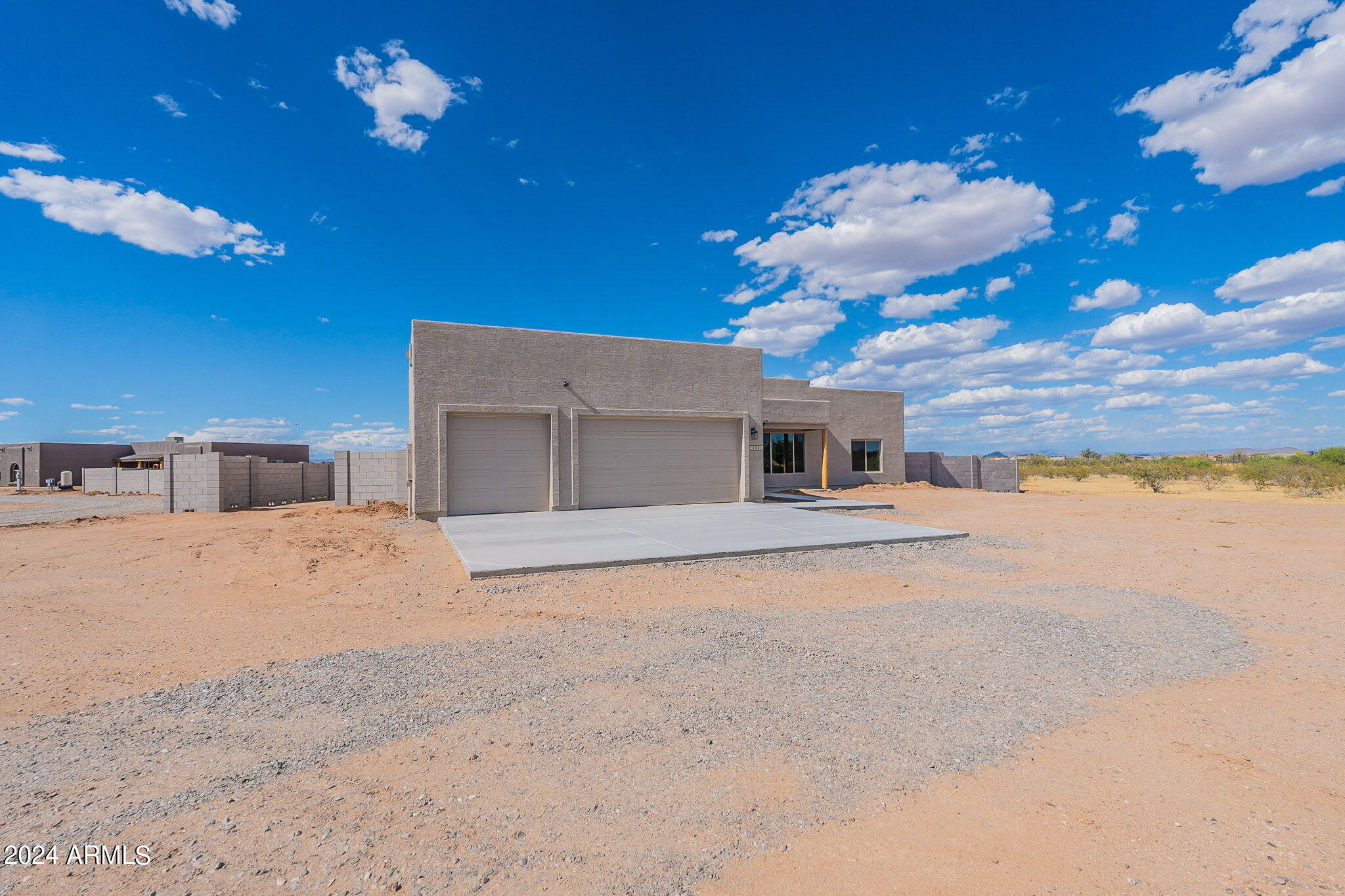 23004 W PEAKVIEW Road