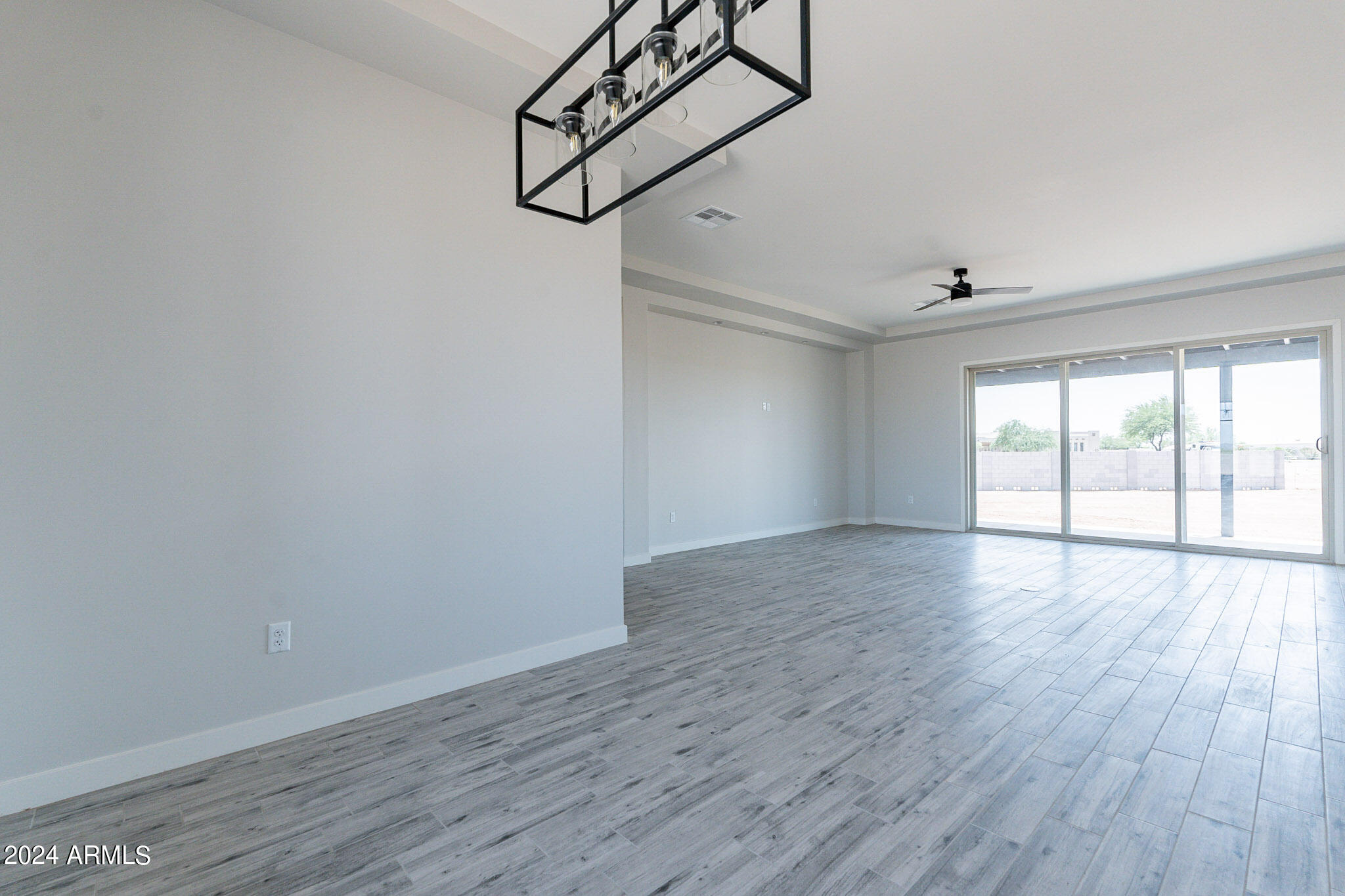 23014 W PEAKVIEW Road