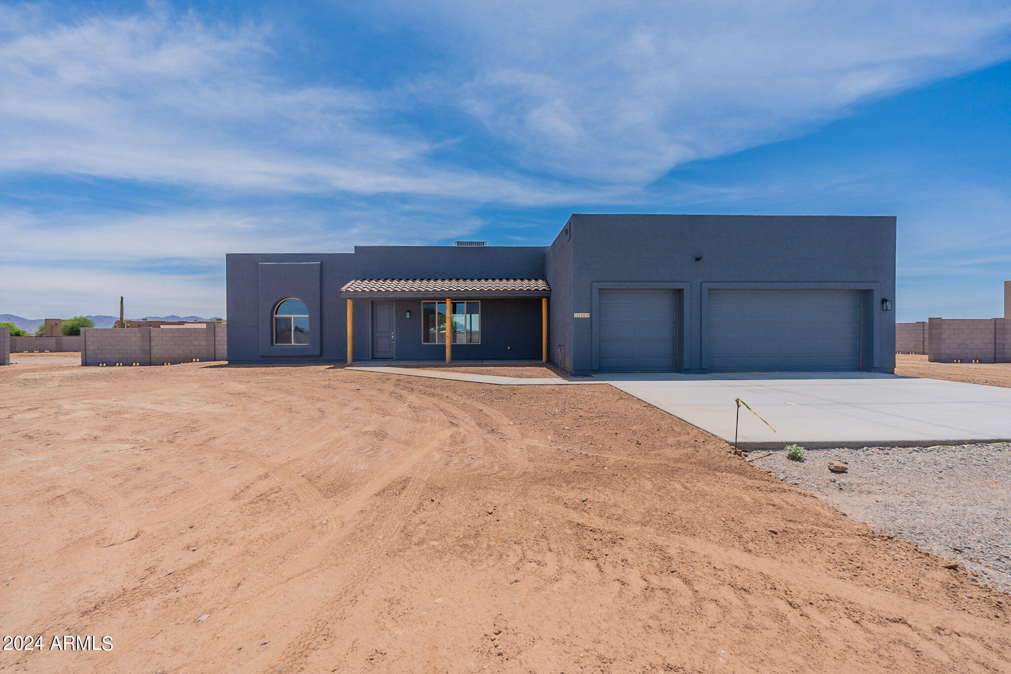 23014 W PEAKVIEW Road