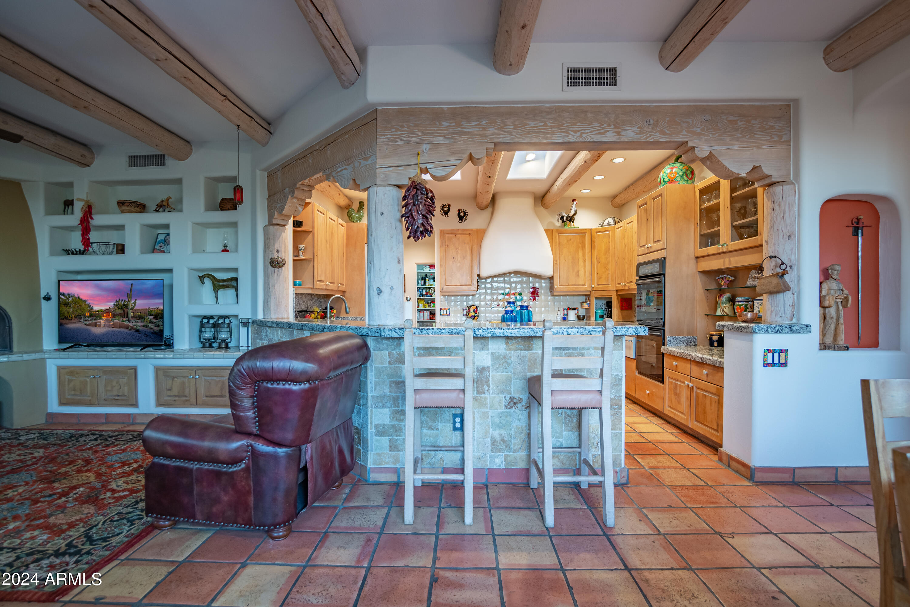 8315 E BRONCO Trail